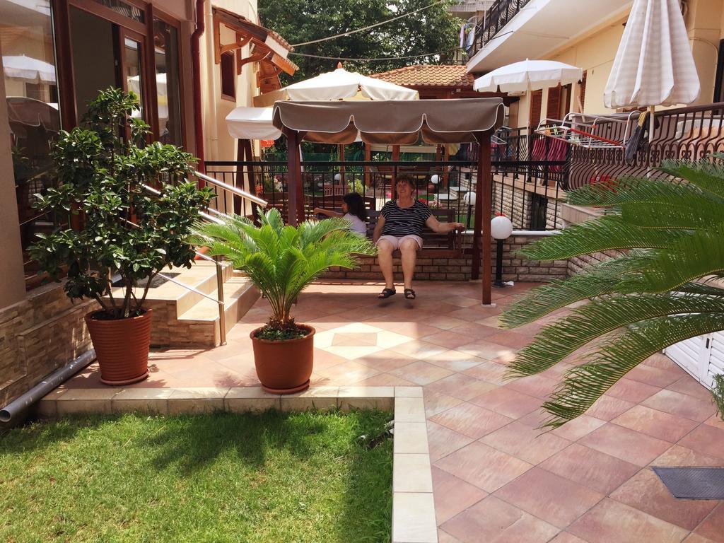 Vaya Apartments & Studios Platamonas Esterno foto